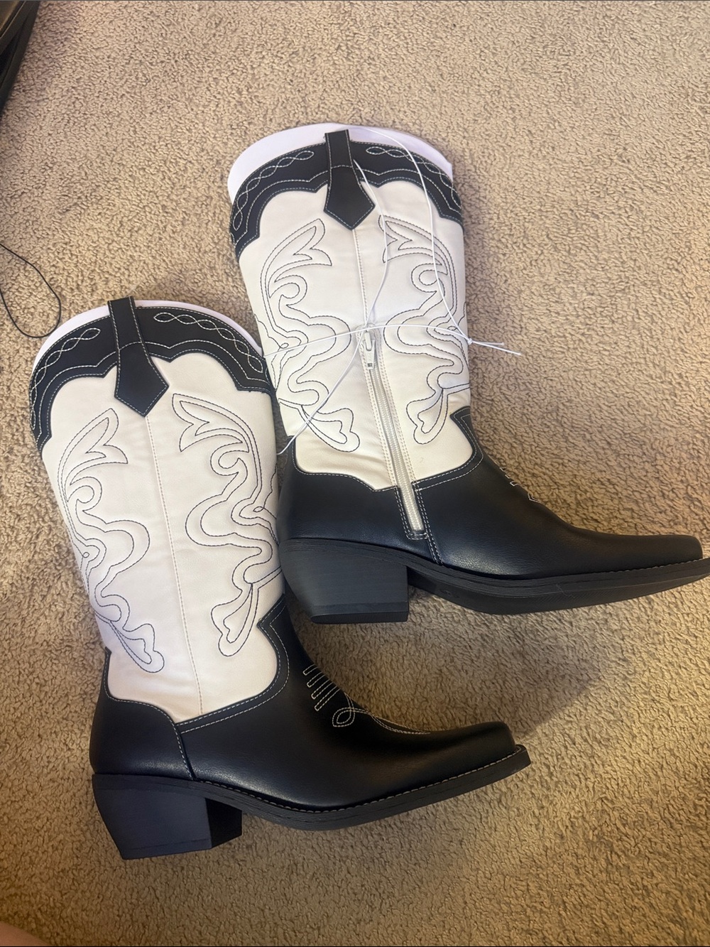 wild fable Two-Tone Western Cowgirl Boots in Black & White